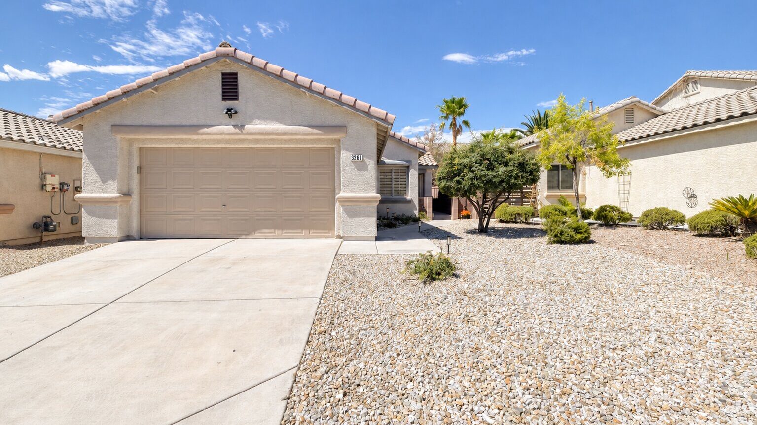 02 3261 S River Glorious Ln